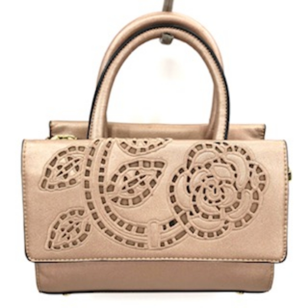 Susen Hangbag , medium Champagne purse